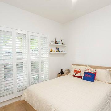 Designer Plantation Shutters come in single and double hinged panels allowing full access to your windows for opening and cleaning. Also the slats come in 63mm and 89mm Located in Melbourne Victoria 3000