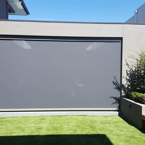 Outdoor Blinds with Tracks – Melbourne’s Best Track-Guided Blinds